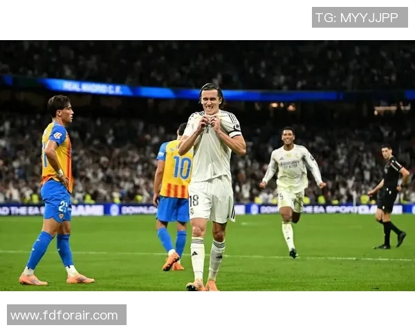 皇马签下西甲超新星！伯纳乌球迷兴奋不已