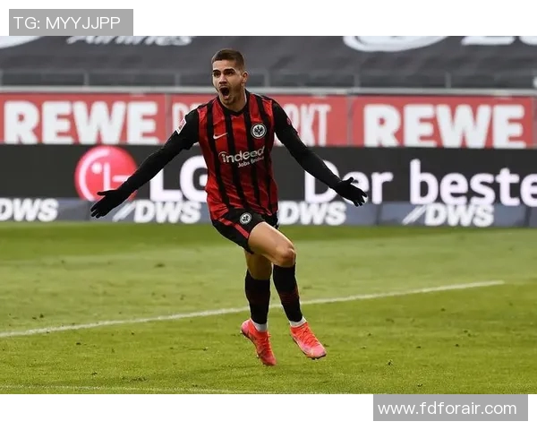 科隆客场轻取法兰克福，稳中求胜展现非凡实力