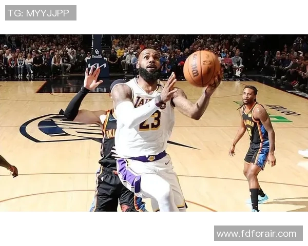 雷霆战胜湖人，球队士气大涨！