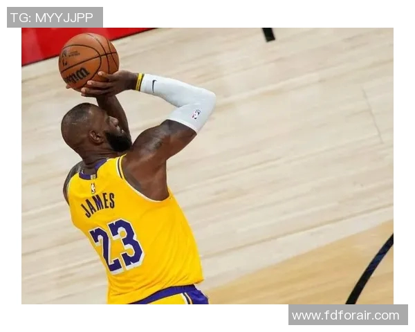 詹姆斯连续第八场得分40+！领袖之帅再刷新纪录