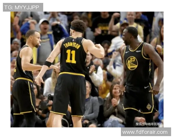 勇士老将汤普森宣布复出，加盟快船重返赛场备战季后赛