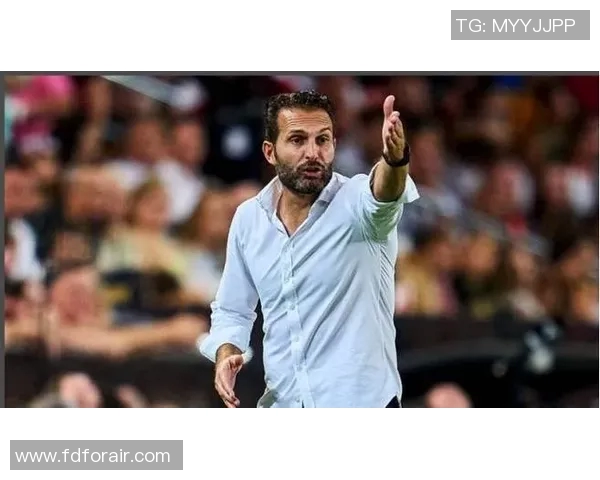 瓦伦西亚主帅直言近况不佳，球队需奋力提升排名