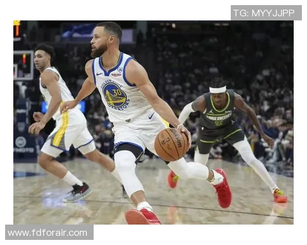 勇士队主帅透露球队战术变化计划,球迷期待新赛季表现 勇士队主帅透露球队战术变化计划,球迷期待新赛季表现